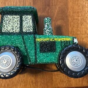 Melted Plastic Popcorn John Deere Tractor Table Light with Rotary Cord Switch, F